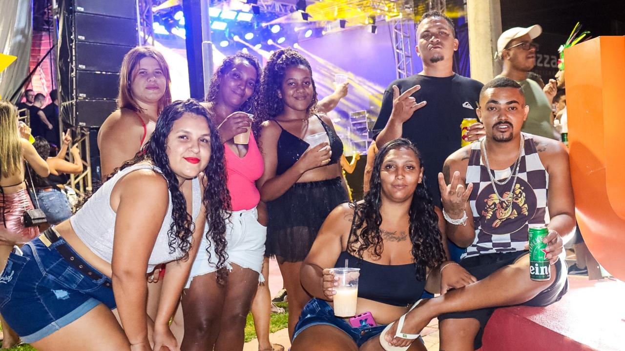 Foto 179 de 238 — Trabiju Folia 2026 arrasta multidão com Bloco Furacão, Santa Maria e DJ Joantony; veja fotos